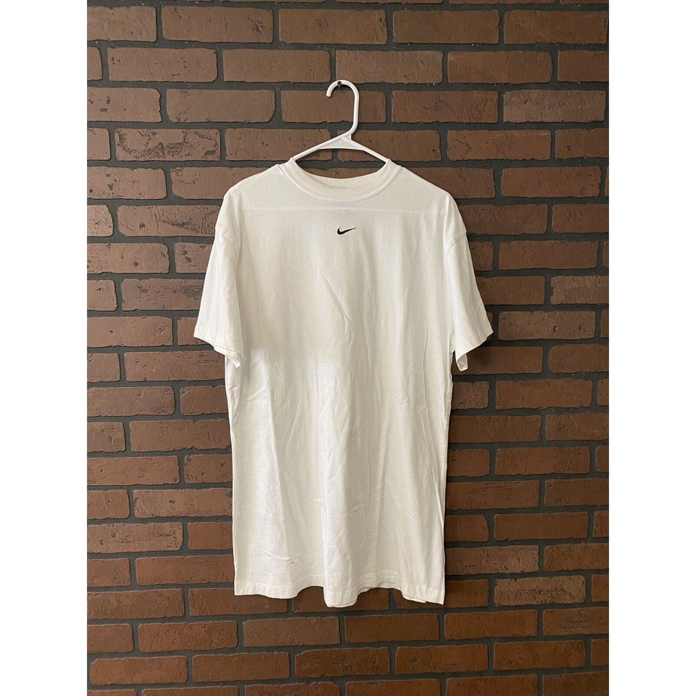 Nike Center Swoosh T Shirt Size Large